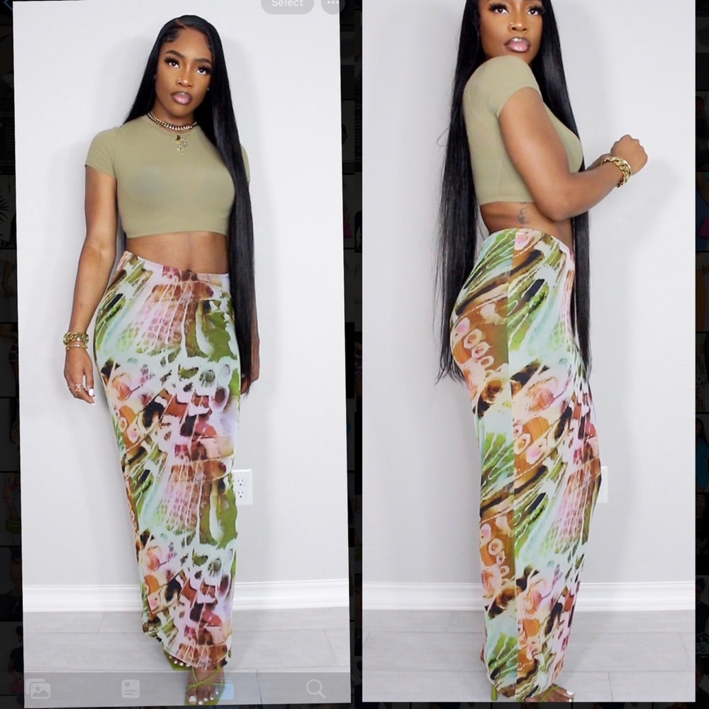 Mesh Overlay Low Rise Skirt